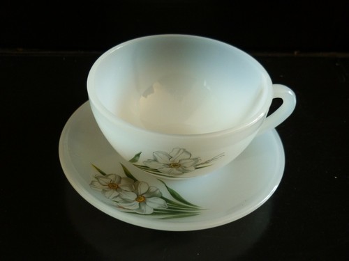 Tasse café avec sous - café,