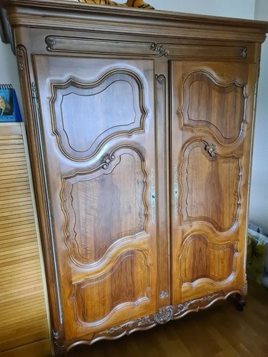 Armoire ancienne style louis - armoire,