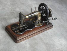 ANTIQUE SEWING MACHINE singer old Hand Crank TOOLS vintage century iron