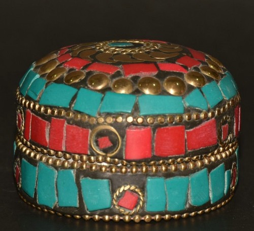 Boîte à bijoux ancienne - 1.8",