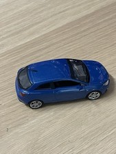 1/43 - Seat Ibiza SC Bleue 3 portes Voiture Miniature Collection
