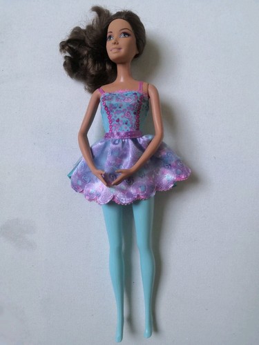 Poupée barbie mattel - poupée,