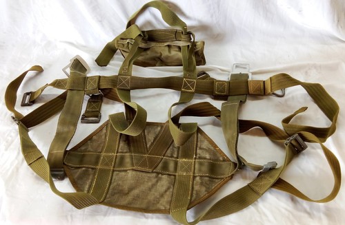 Militaria baudrier - "militaria",