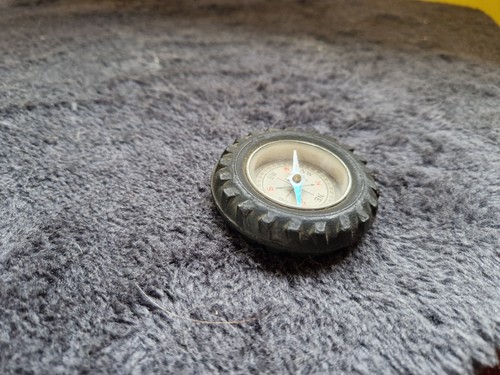 Boussole pneu tracteur - boussole,