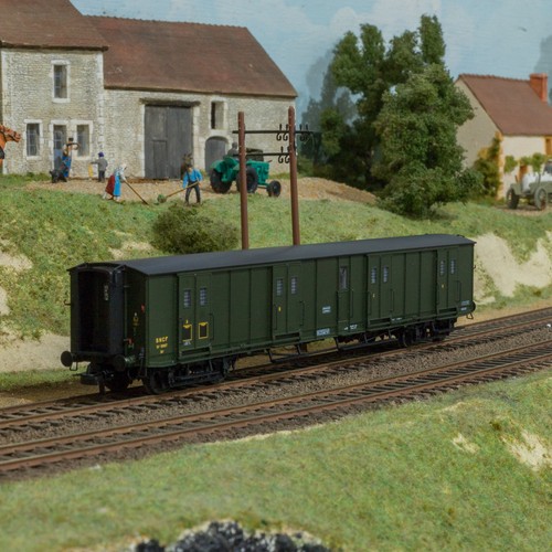 Ree models 351 fourgon - ree, vb-351