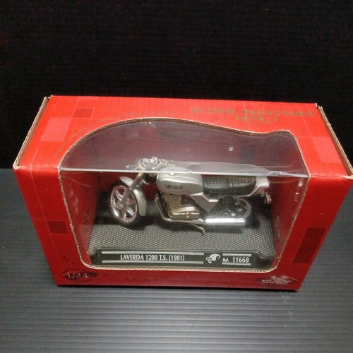 Laverda 1200 moto - 1200,