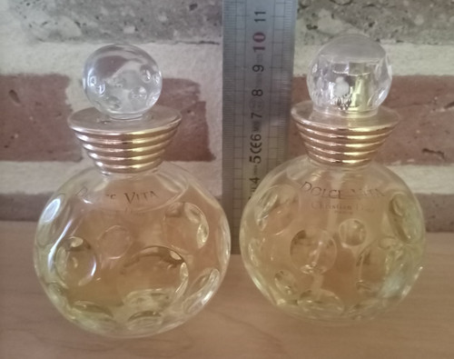 Deux flacons parfum factice - flacons, de
