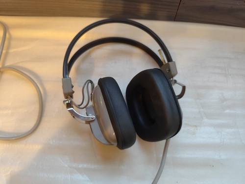 Casque audio vintage - audio, lem