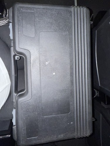 Off brand pelican locking case - off,