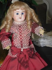 Poupée ancienne DENAMUR