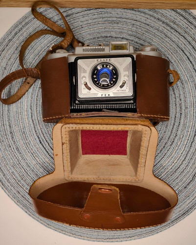 Ancien appareil photo elite - photo,