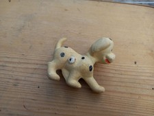 Petit Pouet en forme de chien
