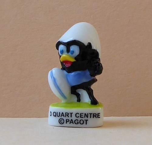 Fève caliméro joue rugby - fève,