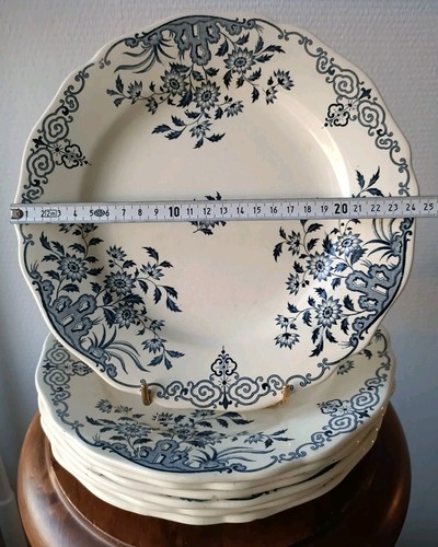 Lot assiettes en faïence - lot,