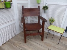 Fauteuil style médiéval - , /