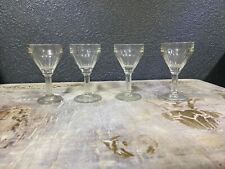 Lot de 4 anciens verres
