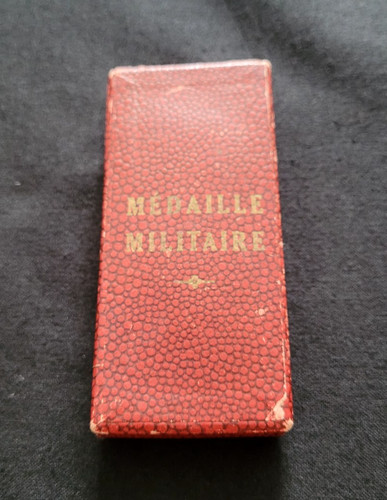 Boîte médaille militaire - boîte,