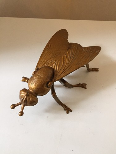 Cendrier mouche abeille métal - cendrier,