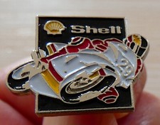 RARE PETIT PIN'S MOTO COURSE 500 PUB SHELL PETROLIER