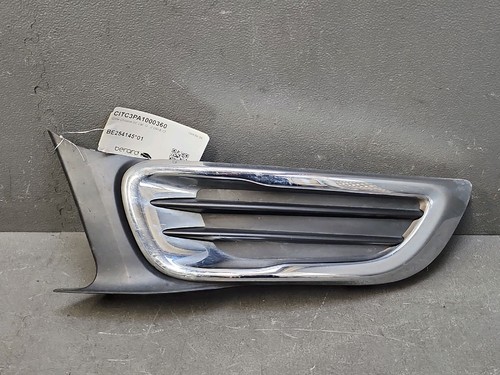 Grille chrome pare choc avant