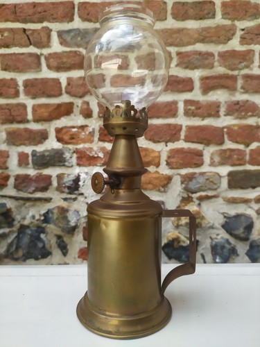 Ancienne lampe dorée - , à