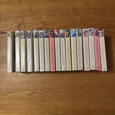 LOT 17 LIVRES HARLEQUIN I