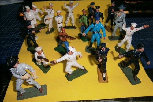 Lot personnages starlux - de, 19
