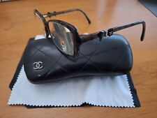 Authentique jolie monture CHANEL TBE