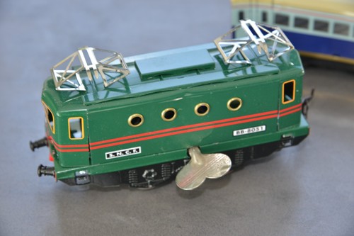 Train miniature tôle hornby - tôle, +