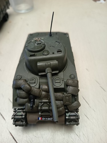 Solido sherman m4a3 canon - 1:50,