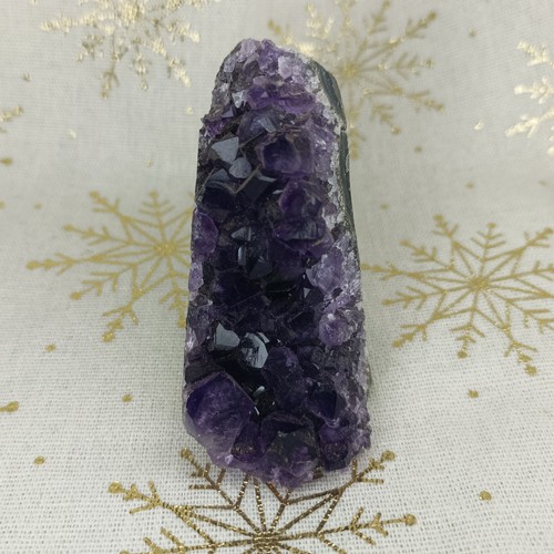 Améthyste violette géode - améthyste,