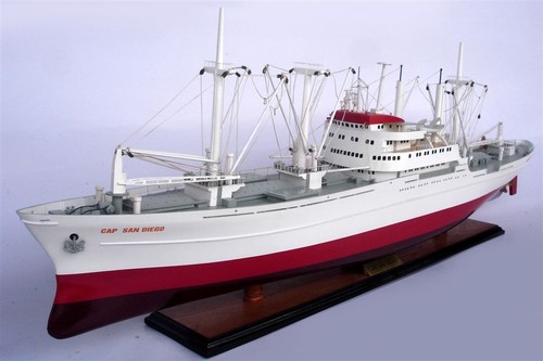 Maquette bateau cap san - de,