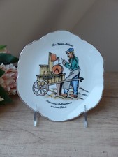 ASSIETTE DÉCORATION LES VIEUX MÉTIERS REPASSEUR DE COUTEAUX AU XVIIIème SIÈCLE