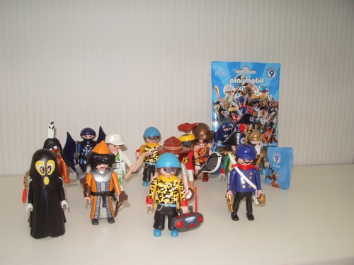 Figurine serie 9 figures - ///,