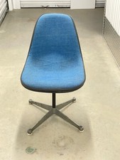  Herman Miller Blue Hopsack