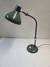 Lampe d'atelier articulée