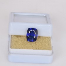 Forme de coussin saphir bleu