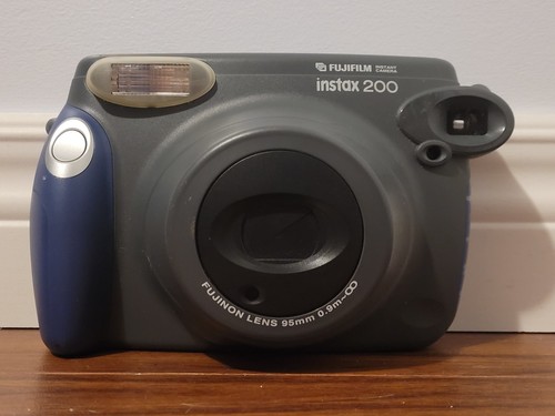 Fujifilm instax 200 - instax, instant