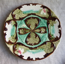 ASSIETTE ANCIENNE EN BARBOTINE