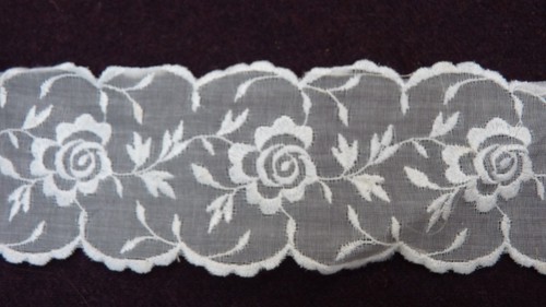 Large dentelle ancienne rose - dentelle,