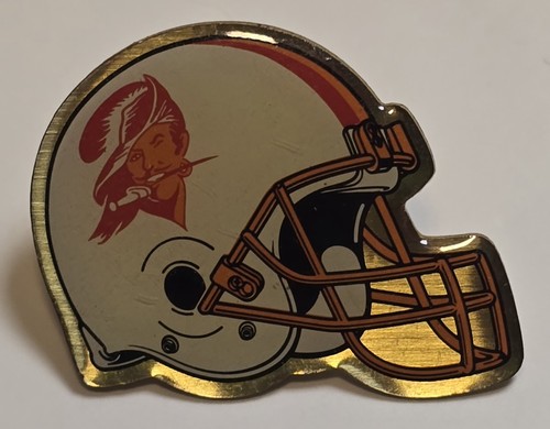 Pin nfl casque tampa - pin’s,