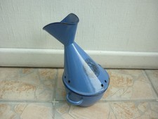 Ancien inhalateur en tole émaillée , marque Nicolay , médecine ancienne .