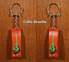 Cafés Brasilia, porte-clefs paquet de café rouge en plastique
