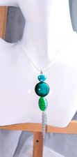 Collier Blanc et son pendentif