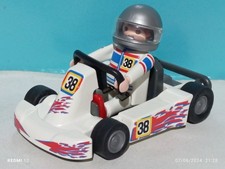 PLAYMOBIL KART FIGURINE PILOTE