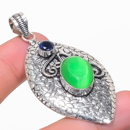 Pendentif pierre précieuse