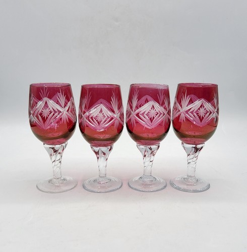 Série quatre verres à - de,