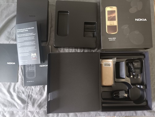 New nokia 8800 gold - nokia,