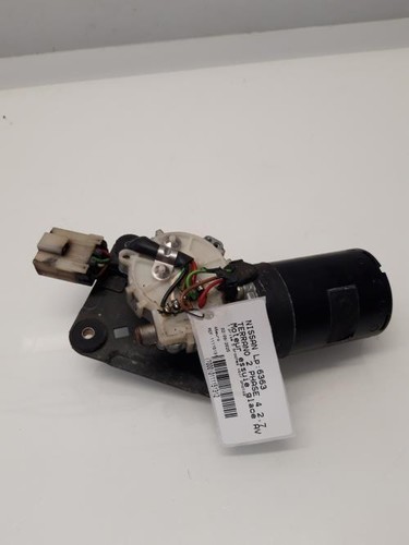 Moteur essuie glace avant