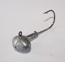 Tête plombée football